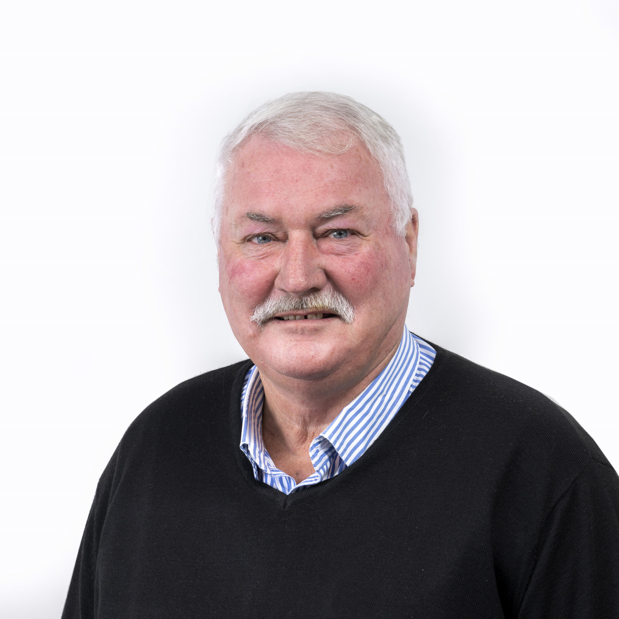 Roy Hinds - Sales Manager